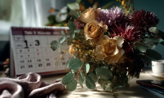 13 ноября: день, когда календарь пошёл вразнос - и почему цветы здесь очень кстати!